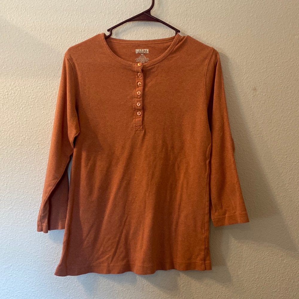 Duluth long sleeve top size XS